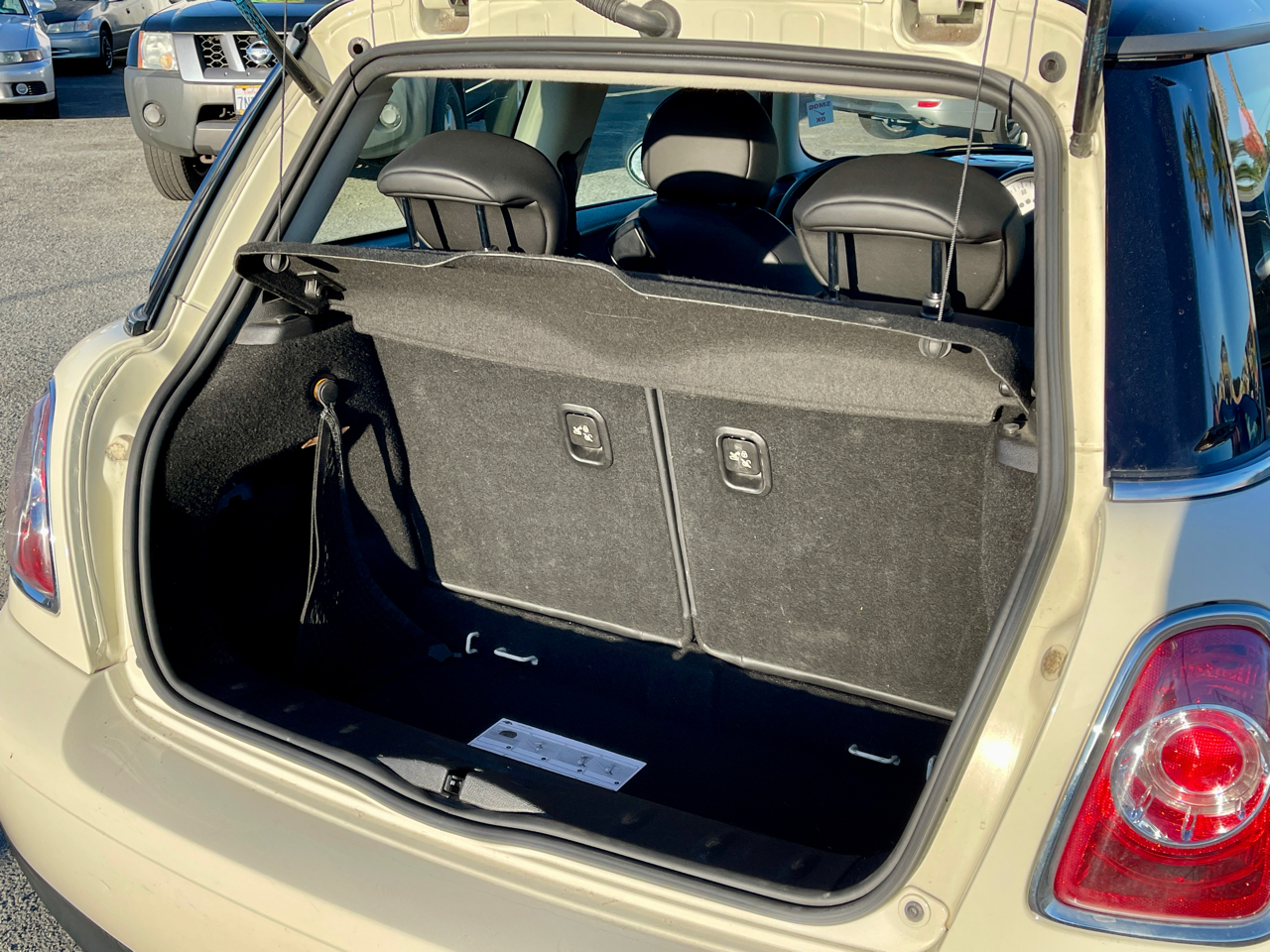 MINI Cooper Hardtop 2dr Cpe 2013