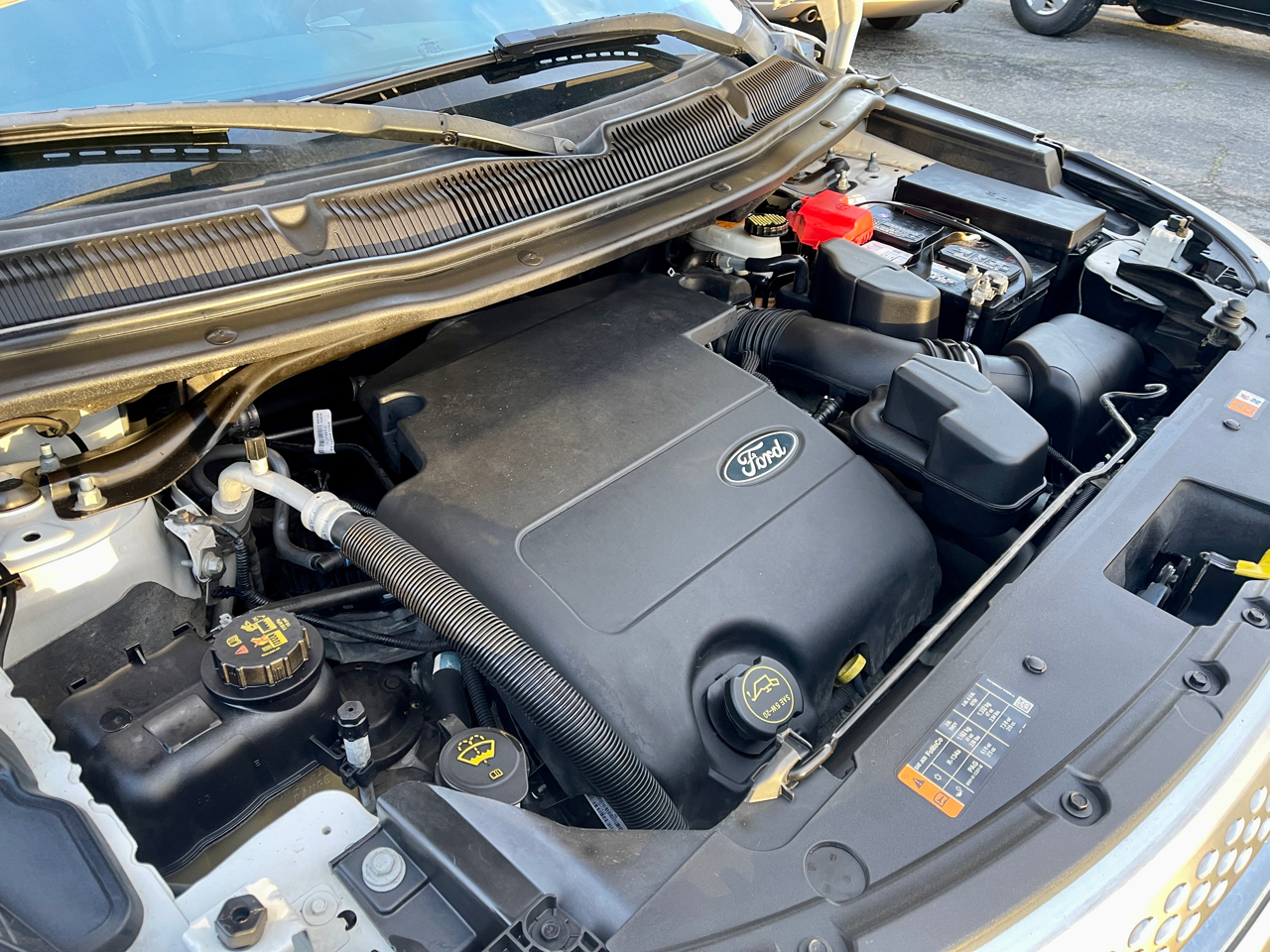 Ford Explorer 4WD 4dr XLT 2014