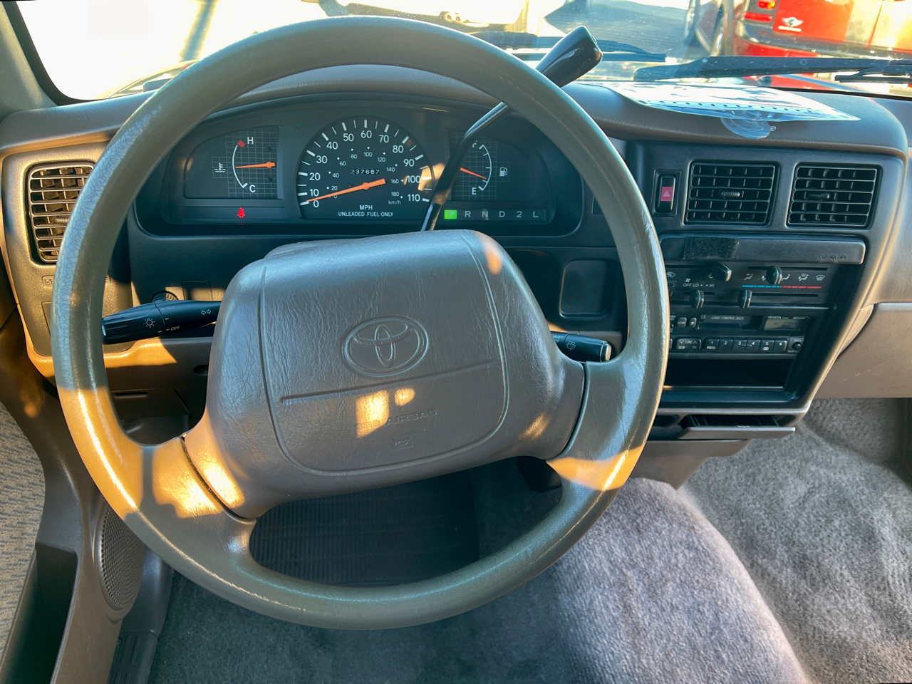 Toyota Tacoma 2WD Access Cab I4 AT (Natl) 1996