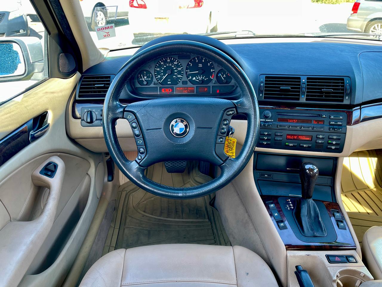 BMW 3 Series 325i 4dr Sdn RWD SULEV 2005