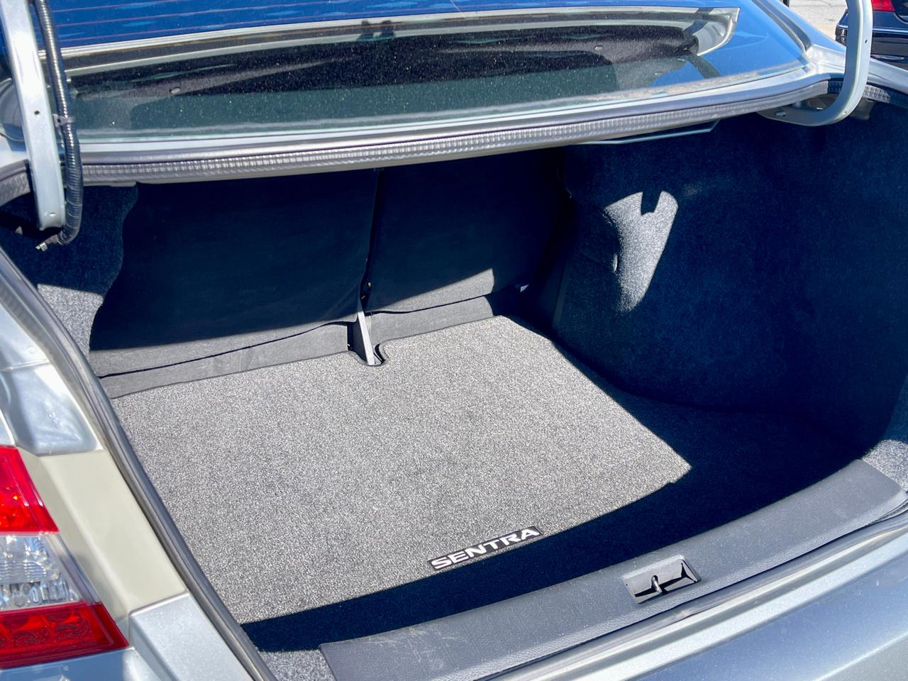 Nissan Sentra 4dr Sdn I4 CVT SV 2013