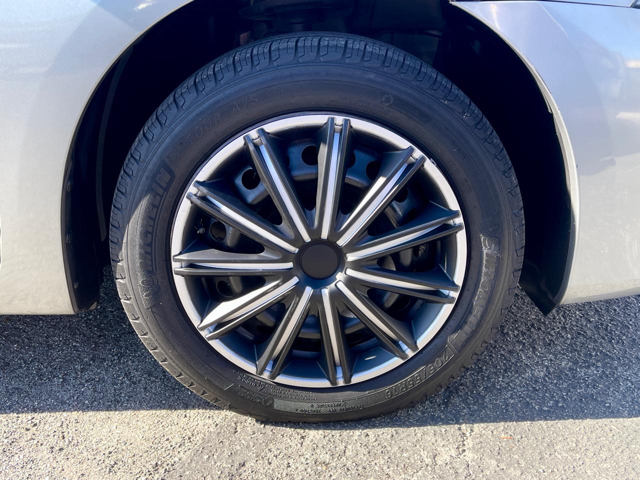 Nissan Sentra 4dr Sdn I4 CVT SV 2013