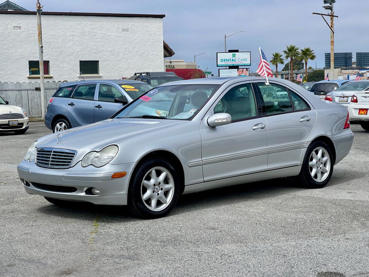 2004 Mercedes-Benz C-Class 4dr Sdn 3.2L