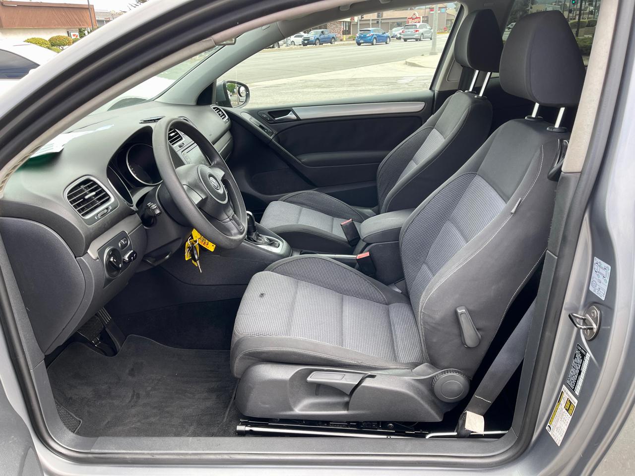 Volkswagen Golf 2dr HB Auto PZEV 2012