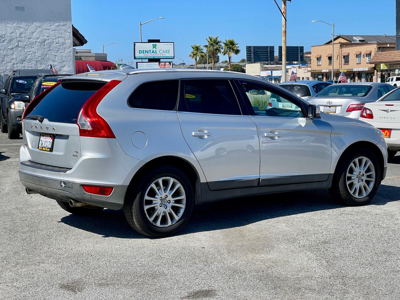 Volvo XC60 AWD 4dr 3.0T 2010