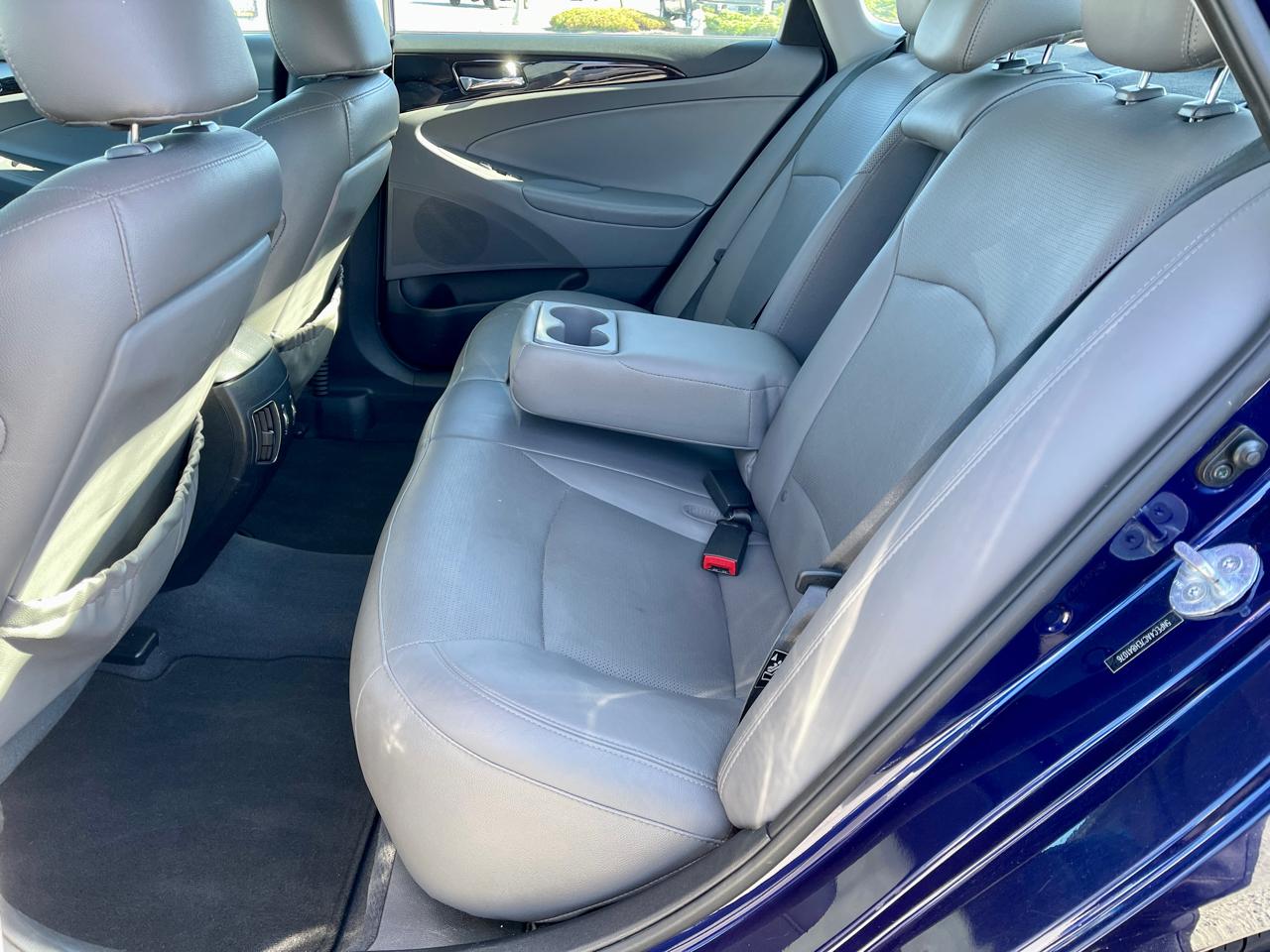 Hyundai Sonata 4dr Sdn 2.4L Auto Limited PZEV 2014