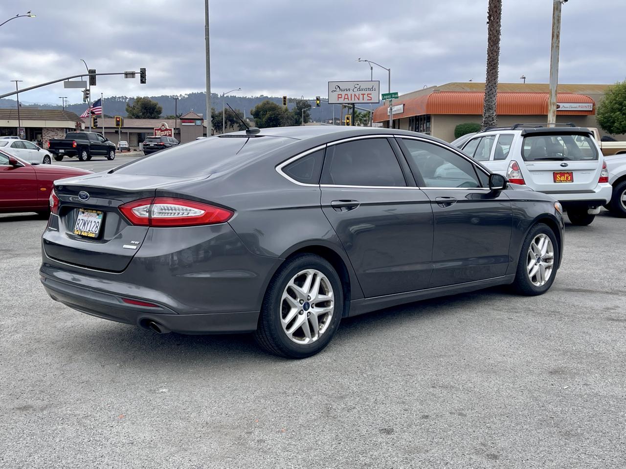 Ford Fusion 4dr Sdn SE FWD 2016