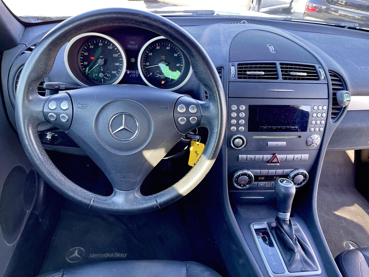 Mercedes-Benz SLK-Class Roadster 3.5L 2005