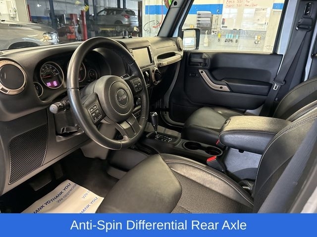 Jeep Wrangler Unlimited Sahara 4WD 2017