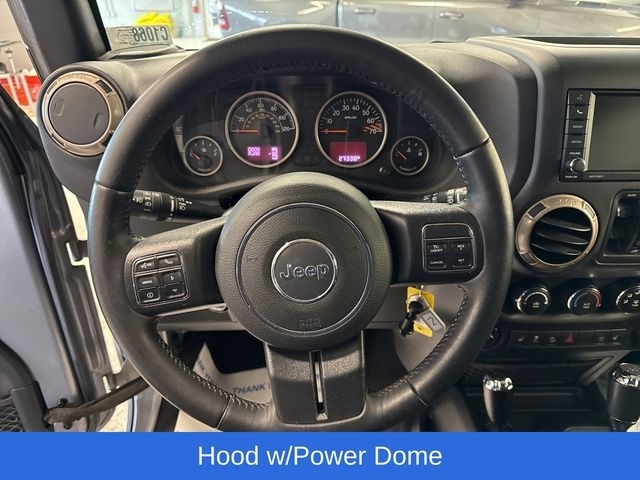 Jeep Wrangler Unlimited Sahara 4WD 2017