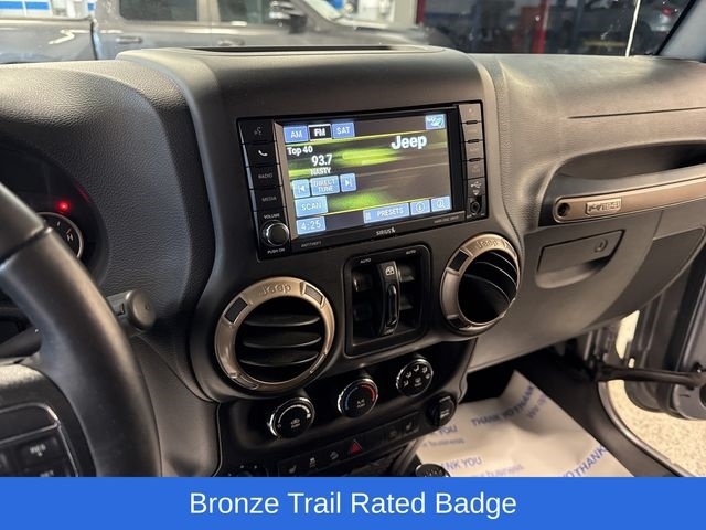 Jeep Wrangler Unlimited Sahara 4WD 2017