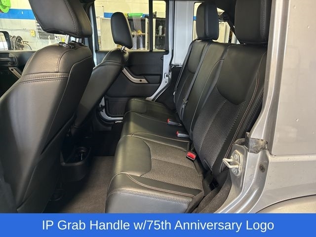 Jeep Wrangler Unlimited Sahara 4WD 2017