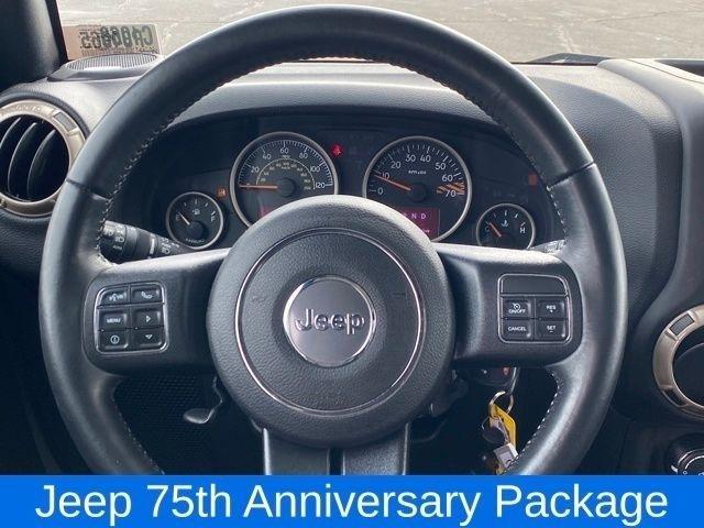 Jeep Wrangler Unlimited Sahara 4WD 2017