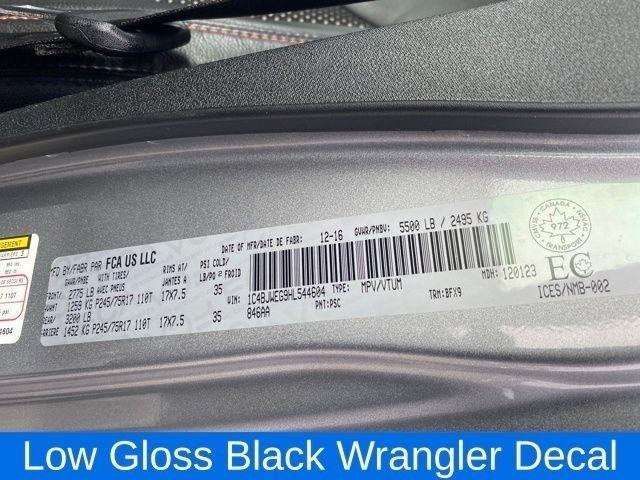 Jeep Wrangler Unlimited Sahara 4WD 2017