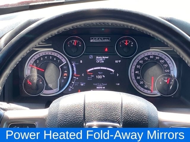 RAM 1500 Classic Tradesman Crew Cab SWB 4WD 2022