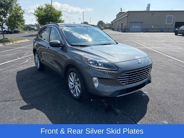 Ford Escape Hybrid Titanium AWD 2022