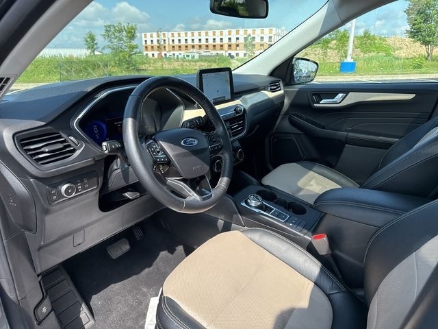 Ford Escape Hybrid Titanium AWD 2022