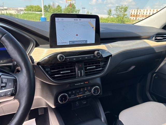 Ford Escape Hybrid Titanium AWD 2022