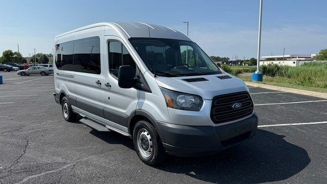 Ford Transit 350 Wagon Med. Roof XL w/Sliding Pass. 148-in. WB 2018