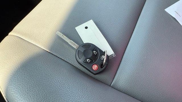 Ford Transit 350 Wagon Med. Roof XL w/Sliding Pass. 148-in. WB 2018