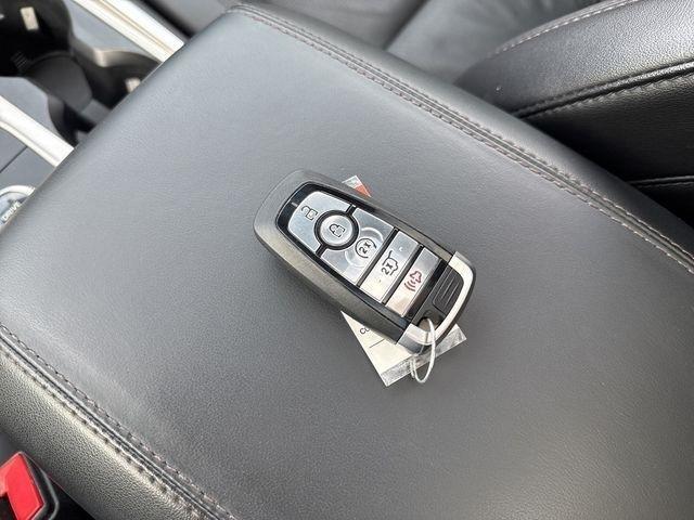 Ford Explorer Platinum AWD 2023