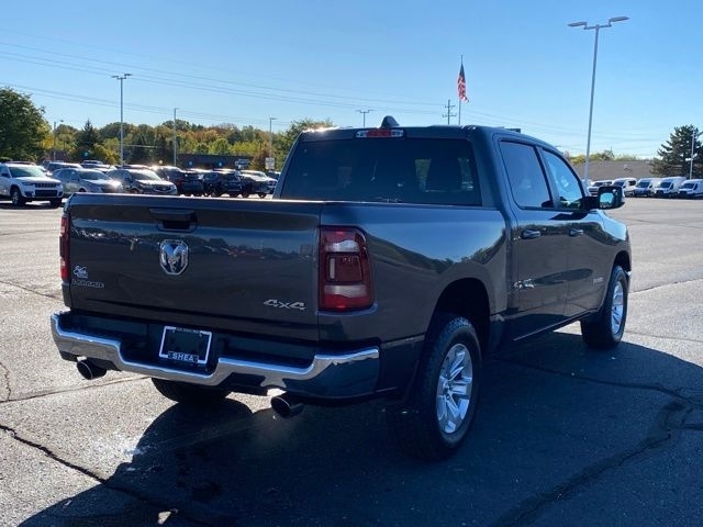 RAM 1500 Laramie Crew Cab SWB 4WD 2024