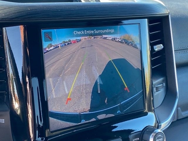 RAM 1500 Laramie Crew Cab SWB 4WD 2024