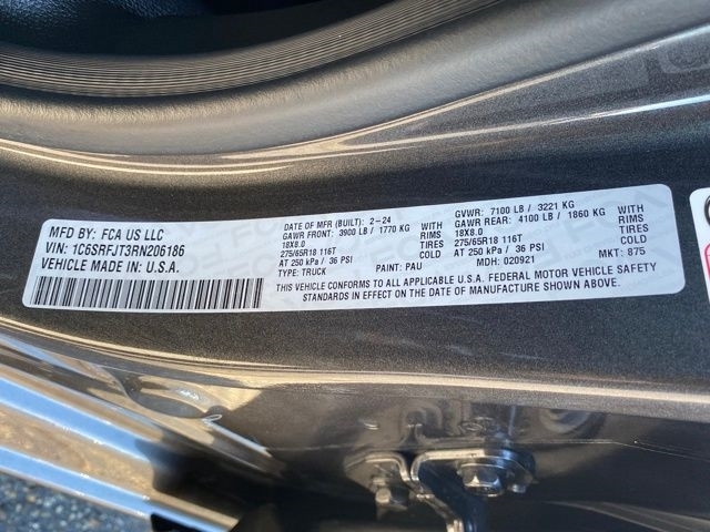 RAM 1500 Laramie Crew Cab SWB 4WD 2024