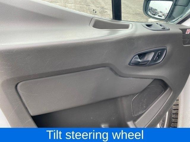 Ford Transit 250 Van Med. Roof w/Sliding Pass. 130-in. WB 2020