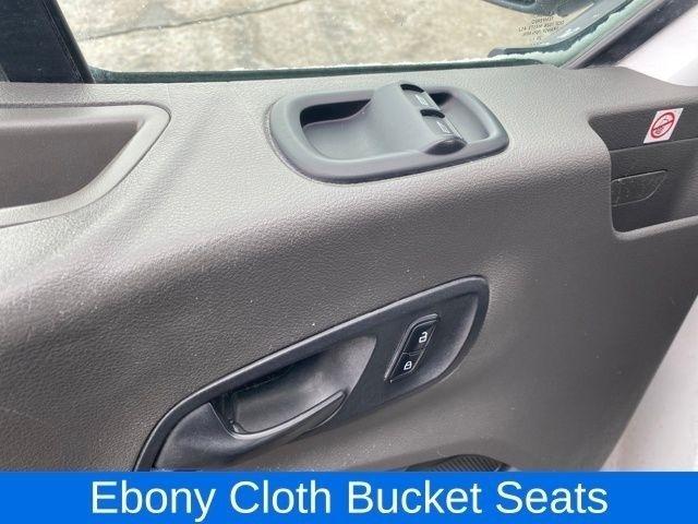 Ford Transit 250 Van Med. Roof w/Sliding Pass. 130-in. WB 2020