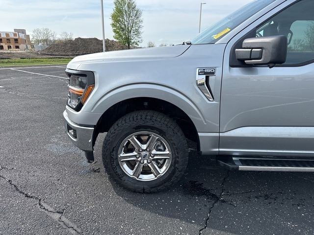 Ford F-150 XLT SuperCrew 4WD 2024