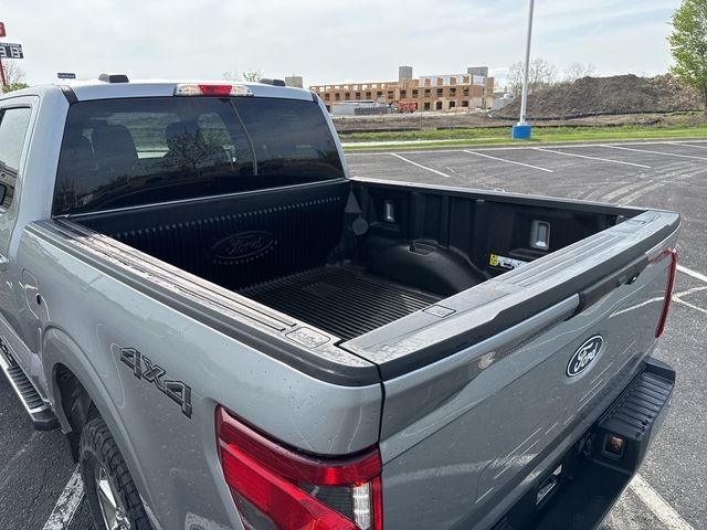 Ford F-150 XLT SuperCrew 4WD 2024