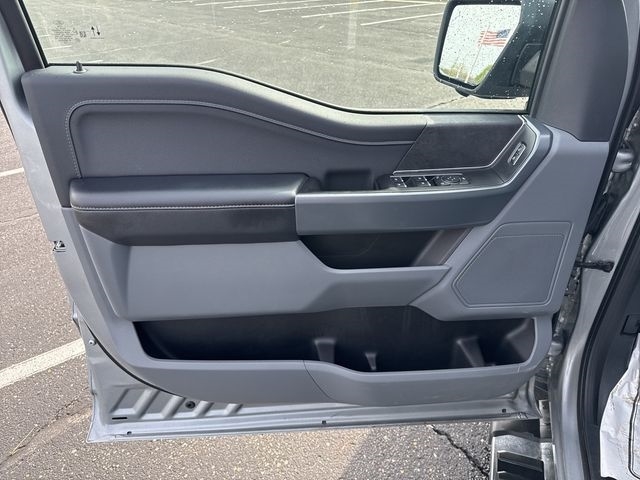 Ford F-150 XLT SuperCrew 4WD 2024