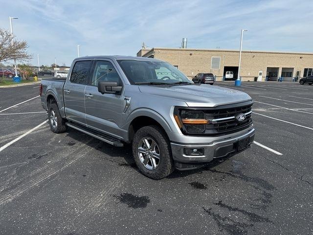 Ford F-150 XLT SuperCrew 4WD 2024