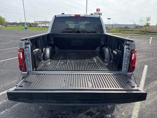 Ford F-150 XLT SuperCrew 4WD 2024