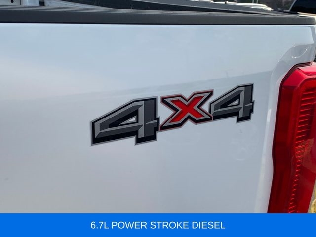 Ford F-250 SD XLT Crew Cab 4WD 2024