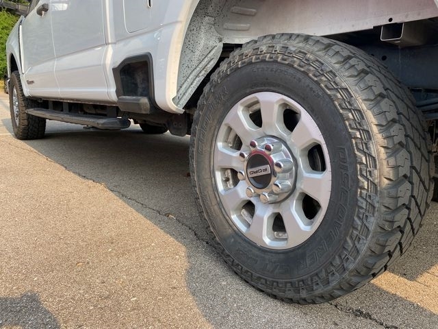 Ford F-250 SD XLT Crew Cab 4WD 2024