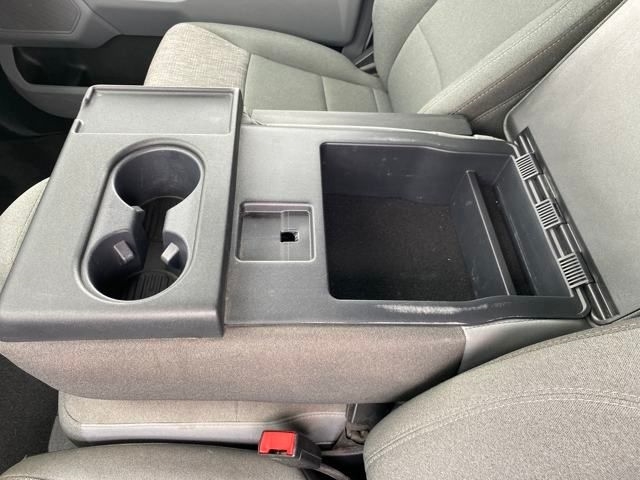 Ford F-250 SD XLT Crew Cab 4WD 2024