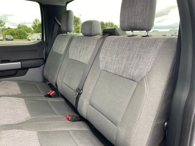 Ford F-250 SD XLT Crew Cab 4WD 2024