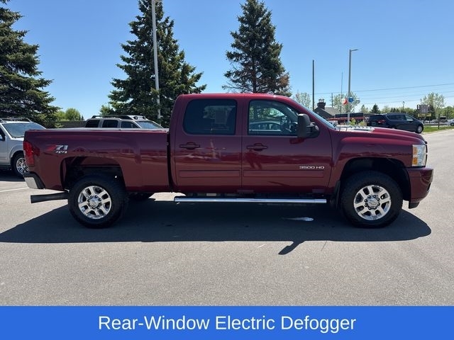 Chevrolet Silverado 3500HD LT Crew Cab 4WD 2014