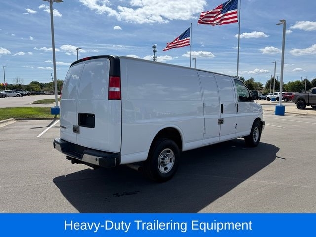 Chevrolet Express 3500 Cargo Extended 2021