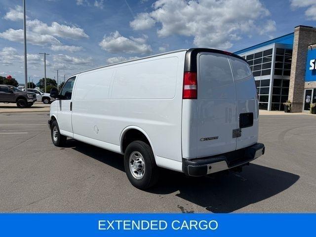 Chevrolet Express 3500 Cargo Extended 2021