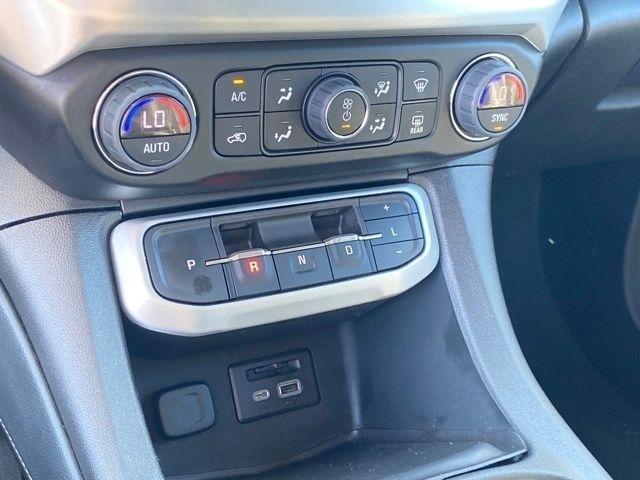 GMC Acadia SLT AWD 2023