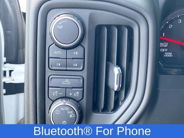 Chevrolet Silverado 1500 Limited Custom Trail Boss Crew Cab Long Box 4WD 2022