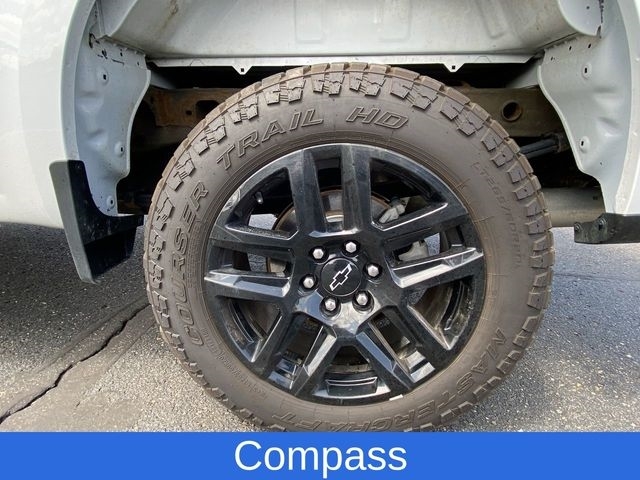 Chevrolet Silverado 1500 Limited Custom Trail Boss Crew Cab Long Box 4WD 2022