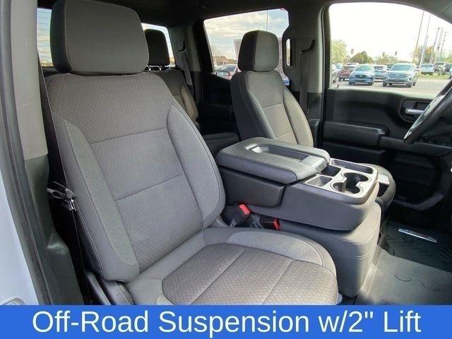 Chevrolet Silverado 1500 Limited Custom Trail Boss Crew Cab Long Box 4WD 2022