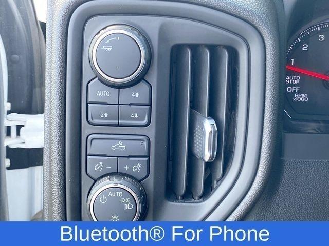 Chevrolet Silverado 1500 Limited Custom Trail Boss Crew Cab Long Box 4WD 2022