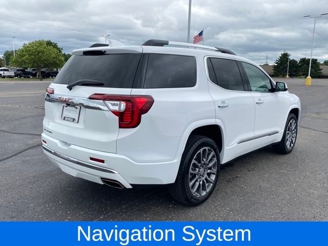 GMC Acadia Denali 2023