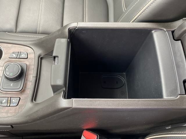 GMC Acadia Denali 2023