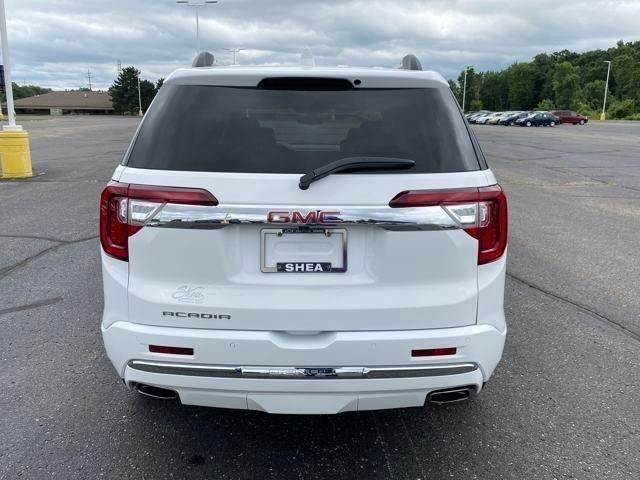 GMC Acadia Denali 2023